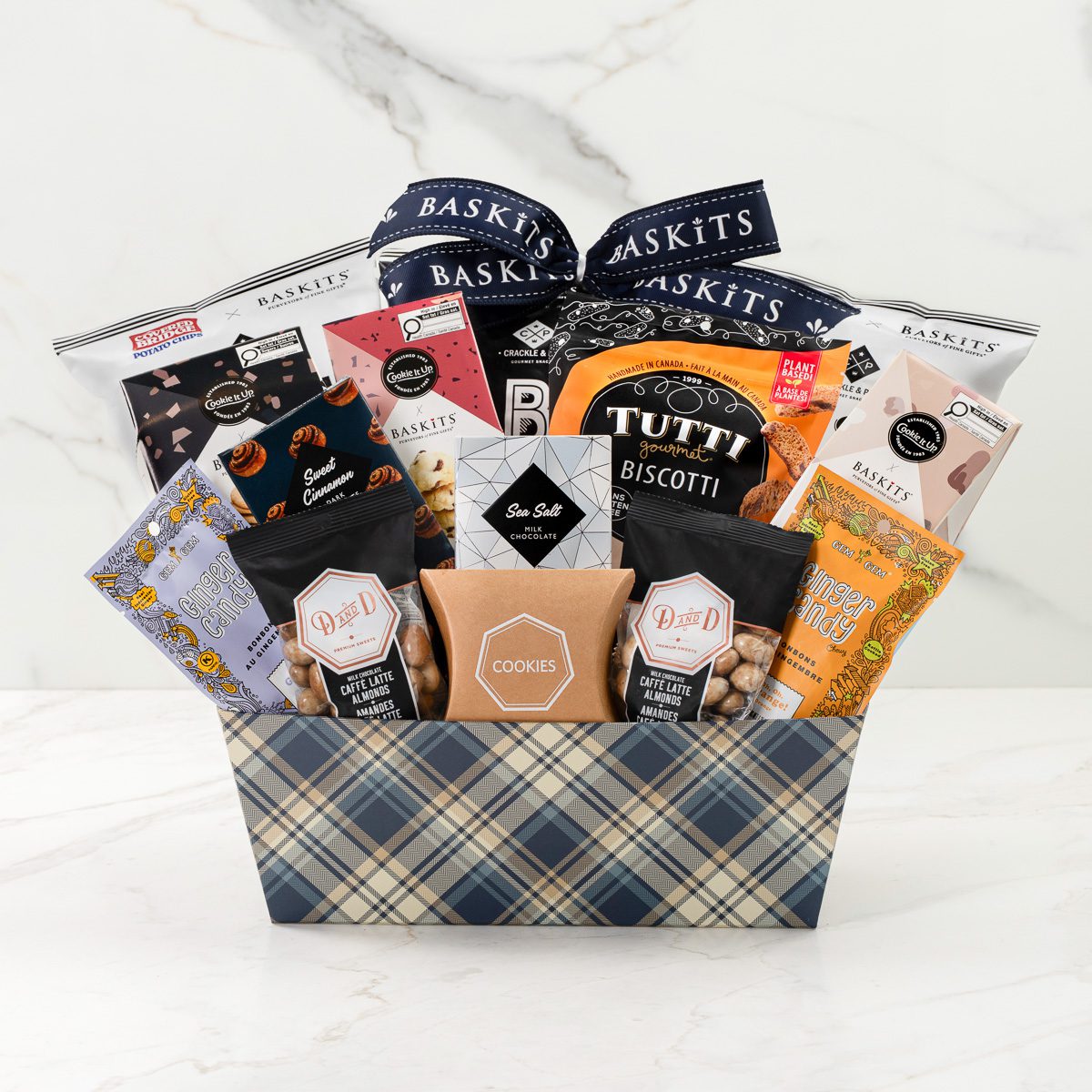 Baskits Kosher XL Gift Basket — kosher gourmet gift basket for Rosh Hashanah